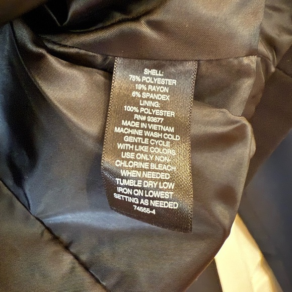 Worthington Women’s Suit  Elegant Black Blazer and Trousers - Picture 4 of 13